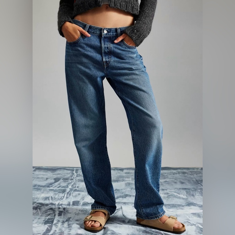 Urban Outfitters x Levi's  501 90's Jean Not My News Channel Button Fly NWT